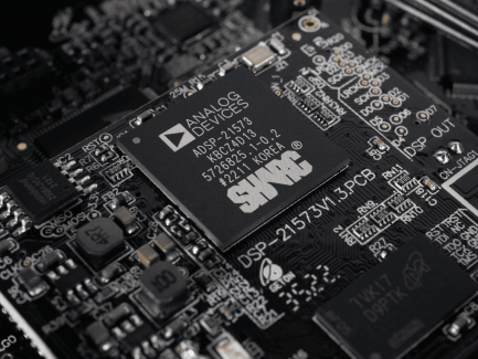 AV-ресивер Emotiva BasX MR1